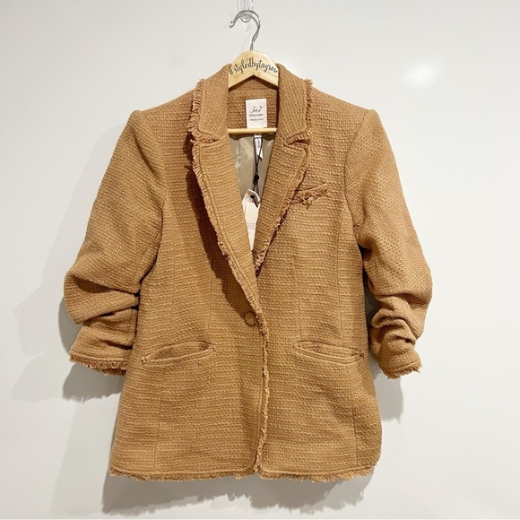 NWT Cinq a Sept Boucle Khloe Blazer - Picture 5 of 12